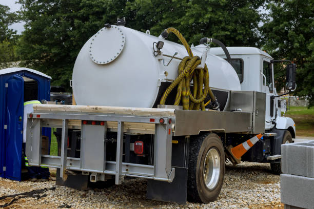 Best Affordable porta potty rental  in Mount Vernon, IA